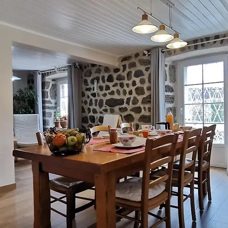 Couette-café Location Au Coeur Du Deves, Proche Puy-en-velay Et Chemin De St-jacques - Fr-1-582-447 Bains